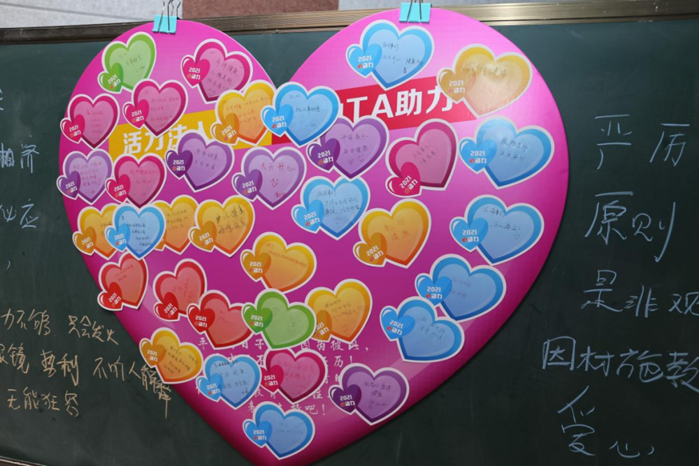 18ff8956240443a49b006f99dbb6667c.png