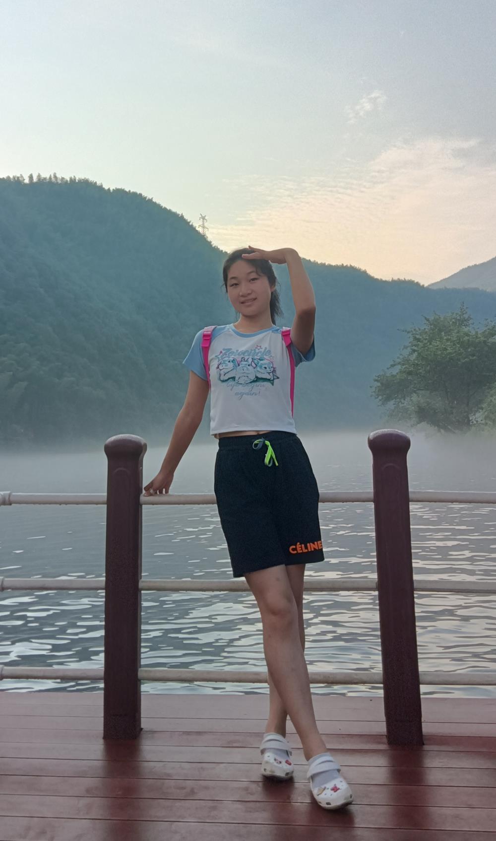 d9f152955adf489e8c7c2c6ed793b142.jpg