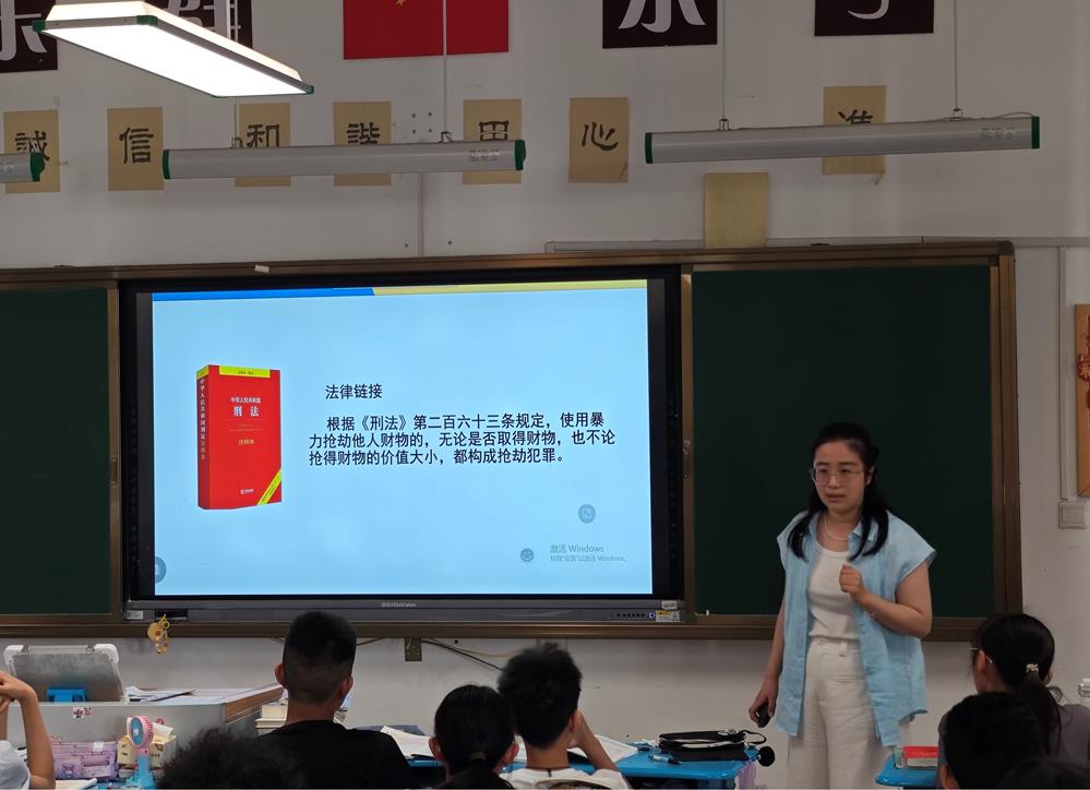 37cf6d65d9114b62ae357a58f5bb6b57.jpg