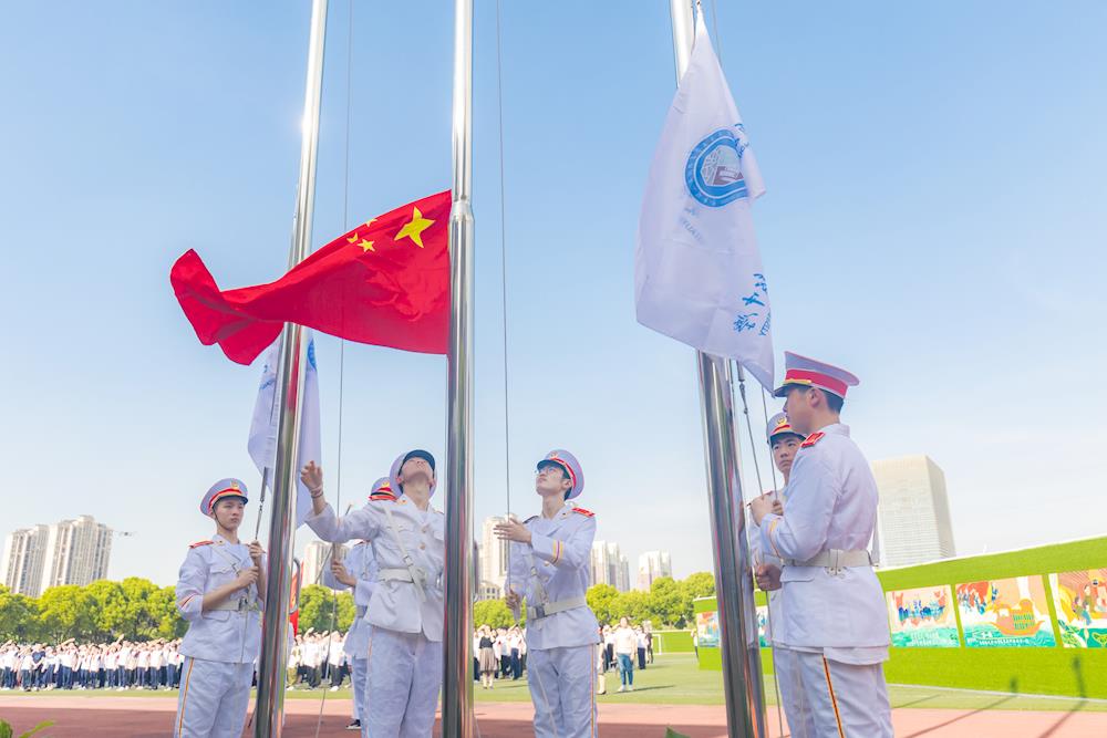 升国旗.jpg